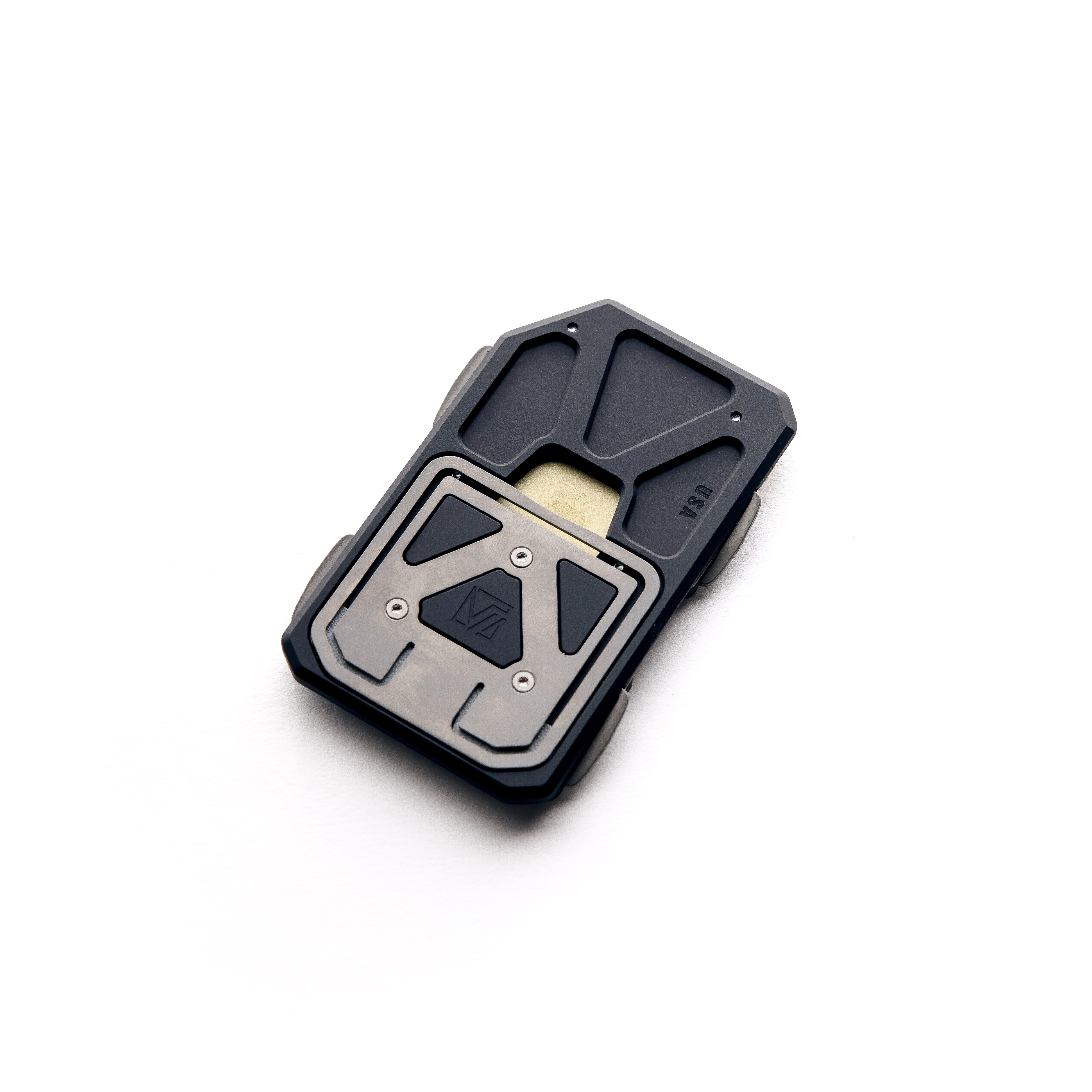back_ab7ad296-237d-46d1-8f4c-